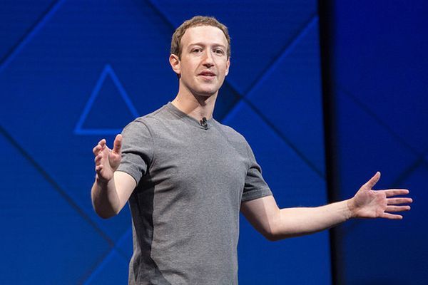 مارک زاکبرگ بنیان گذار فیسبوک